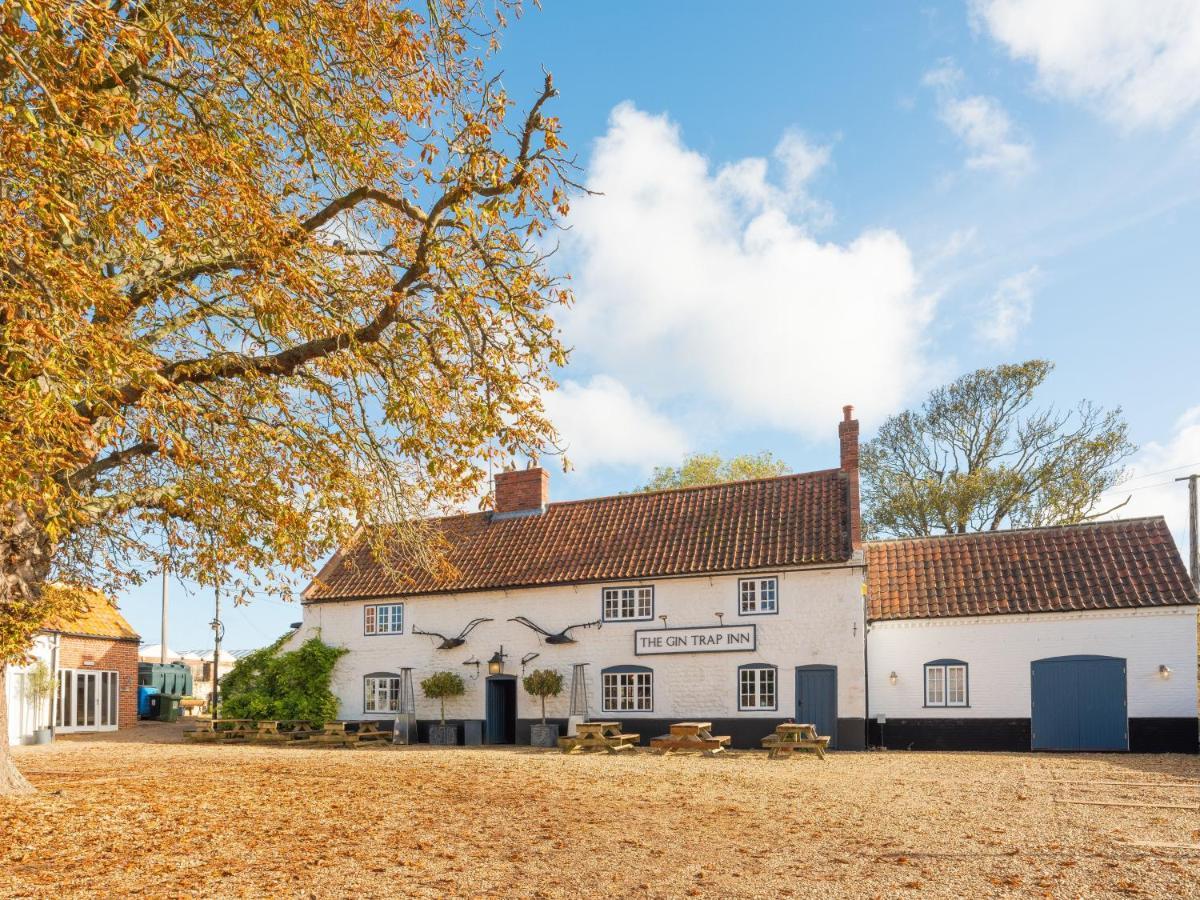 The Gin Trap Inn Ringstead  Exteriör bild
