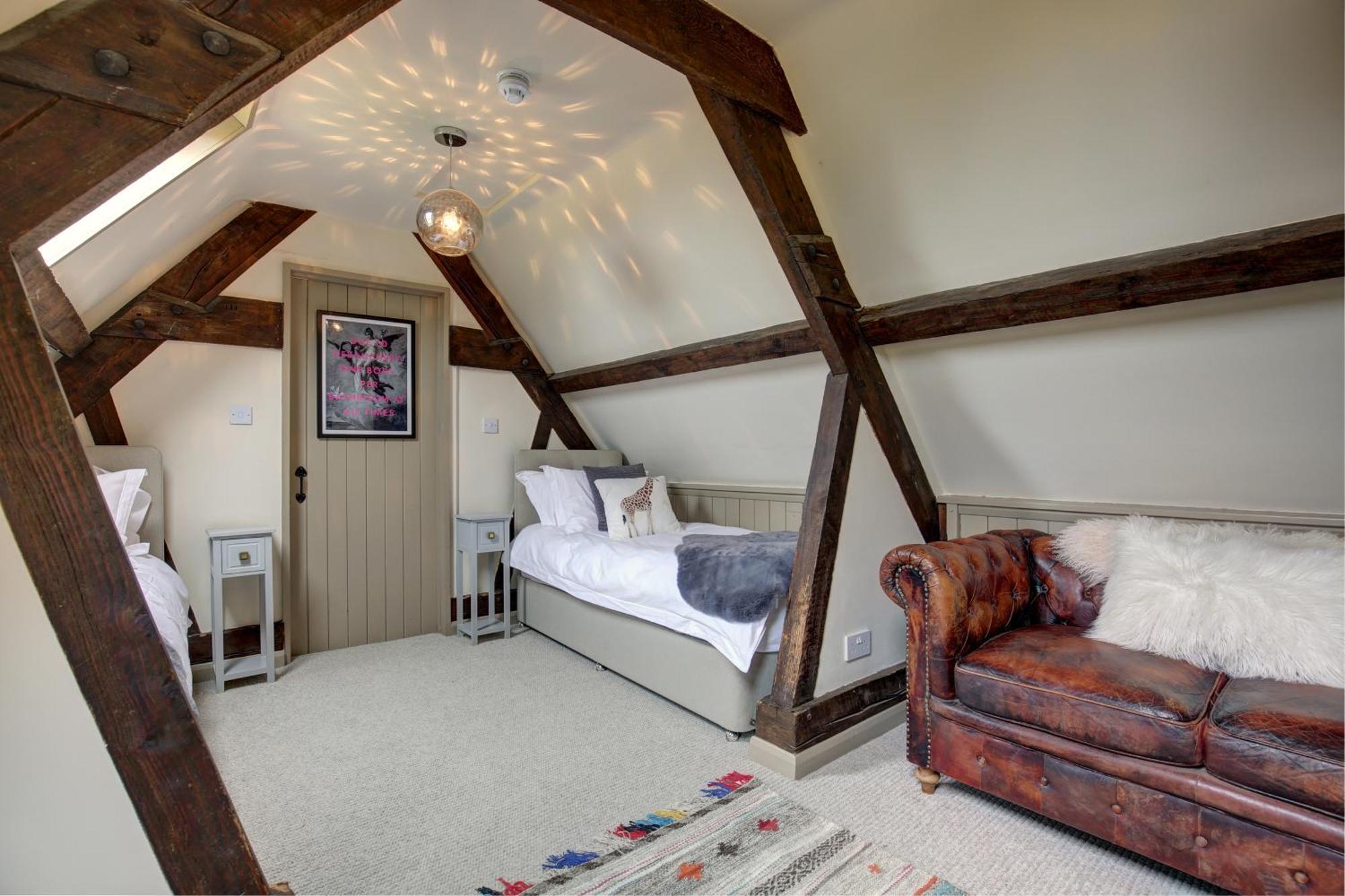 The Gin Trap Inn Ringstead  Rum bild